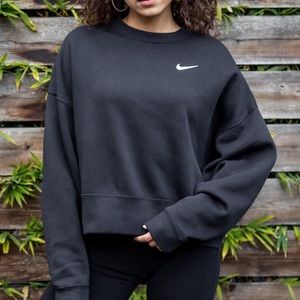 Cropped | NIKE SB Womens Nike Sports Wear Black Crop Crew Neck Sweatshirt Black